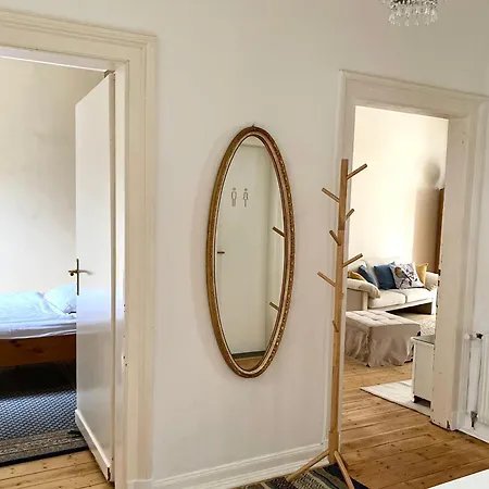 Appartement Robins Nest - Charmanter Altbau, 80 M2, Zentral & Ruhig