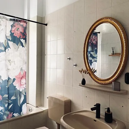 Robins Nest - Charmanter Altbau, Zentral & Ruhig, Inkl Parkplatz * Detmold