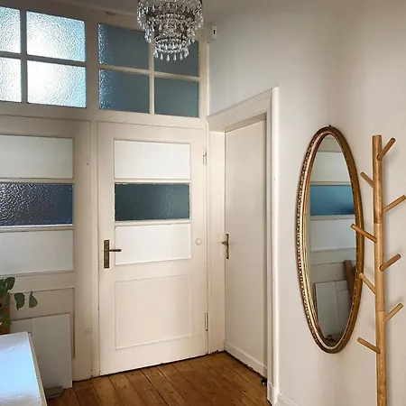 Robins Nest - Charmanter Altbau, Zentral & Ruhig, Inkl Parkplatz Apartamento Detmold