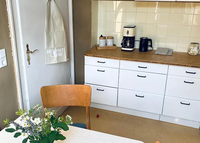 Robins Nest - Charmanter Altbau, Zentral & Ruhig, Inkl Parkplatz Apartamento